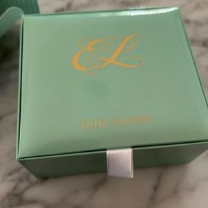 Estée Lauder Youth Dew Bath Powder 7 oz New With Tags
